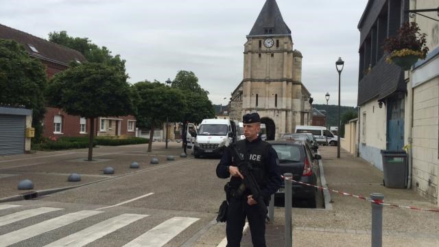 Nhà thờ nhỏ ở thị trấn Saint-Etienne-du-Rouvray. (Nguồn: ouest-france.fr)