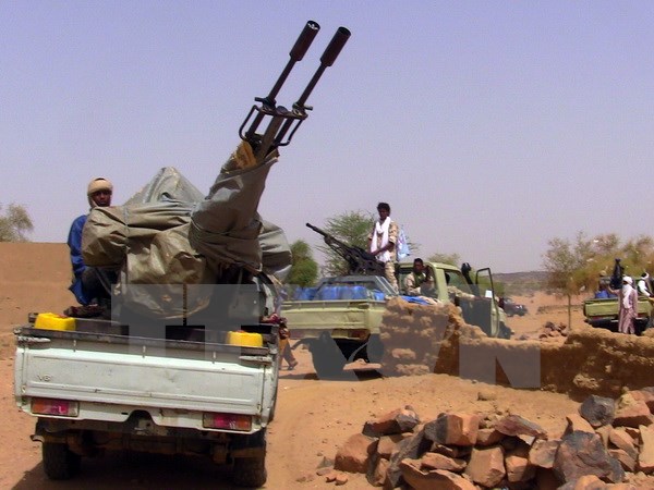 Thành viên một nhóm vũ trang Mali đóng quân tại Kidal ngày 13/7. (Nguồn: AFP/TTXVN)