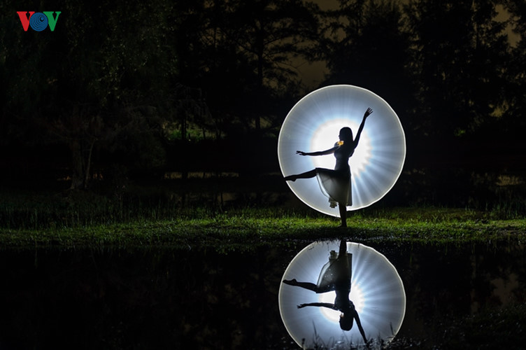 Light painting is an incredibly interesting technique in which photographers use flashlights, camera flashes, and spotlights to literally paint light into a scene. 