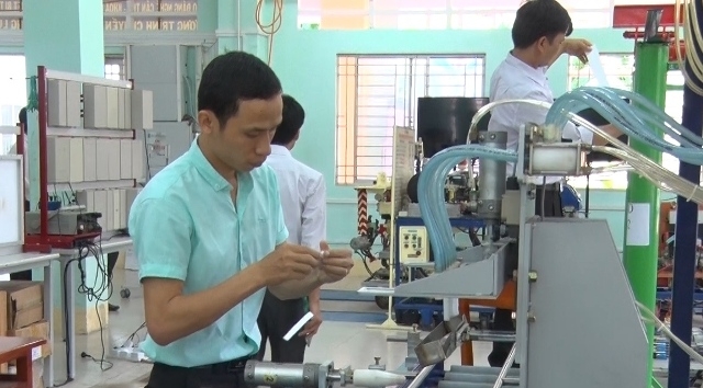 Dong Nai wins 11 prizes at nat'l vocational training equipment contest