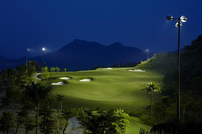 Bà Nà Hills Golf Club is the first golf course in Việt Nam allowing golfers night play. Read more at http://vietnamnews.vn/sports/346204/ba-na-golf-course-voted-the-worlds-best-new-golf-course.html#G8IVTwHujYDPBJI0.99