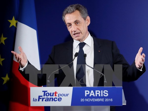 Cựu Tổng thống Pháp Nicolas Sarkozy thừa nhận thất bại sau cuộc bỏ phiếu sơ bộ vòng một tại Paris. (Nguồn: AFP/TTXVN)