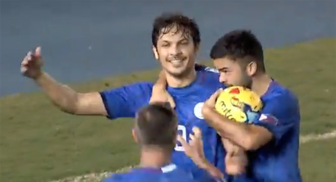 Tối 25-11, lượt cuối bảng A: Căng thẳng cuộc chiến giành vé nhì