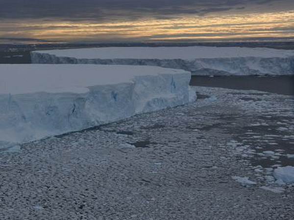 Băng tan do hiện tượng El Nino. (Nguồn: wsj.com)