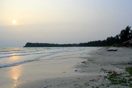 Minh Chau beach on Quan Lan Island (Photo: baotintuc.vn)