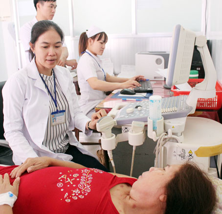 Bài 1: Còn nhiều cái khó...