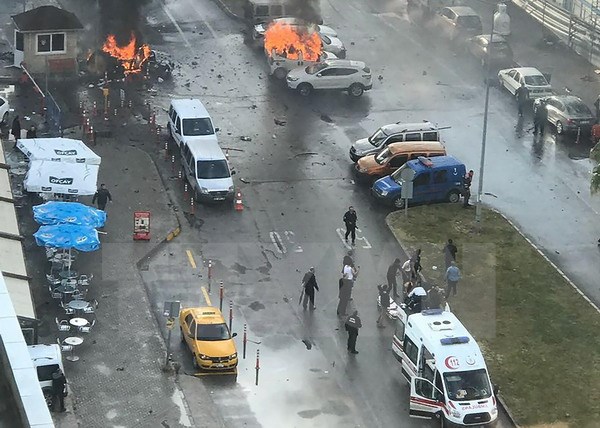 Sau vụ nổ xe bom tại Izmir, Thổ Nhĩ Kỳ phát hiện âm mưu còn lớn hơn