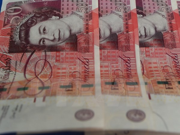 IMF lạc quan hơn vào triển vọng tăng trưởng kinh tế Anh năm 2017