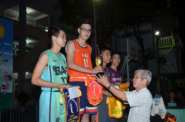 Dong Nai basketball tournament for teenagers concludes