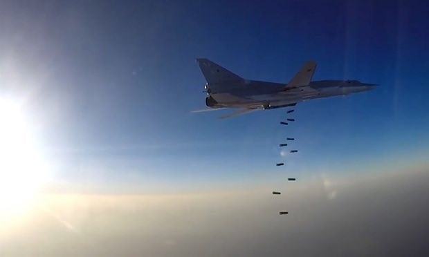Mỹ từ chối phối hợp với Nga tiến hành không kích IS ở Syria