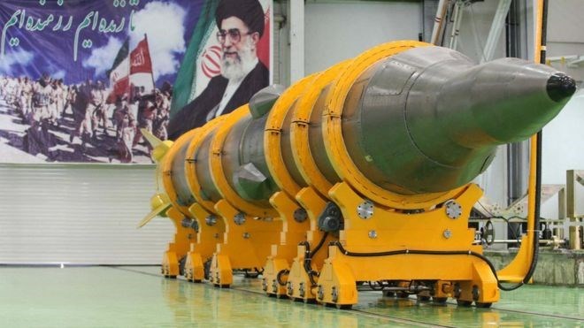 Tổng thống Mỹ Donald Trump cho rằng "Iran đang đùa với lửa"