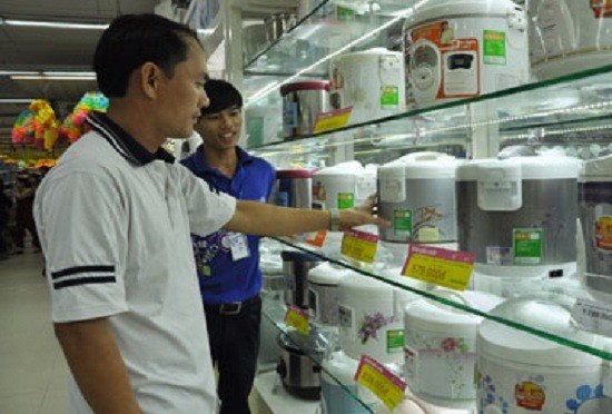 Businesses will now take responsibility for their energy products’ quality testing. (Photo: vietnamfinance.com) 