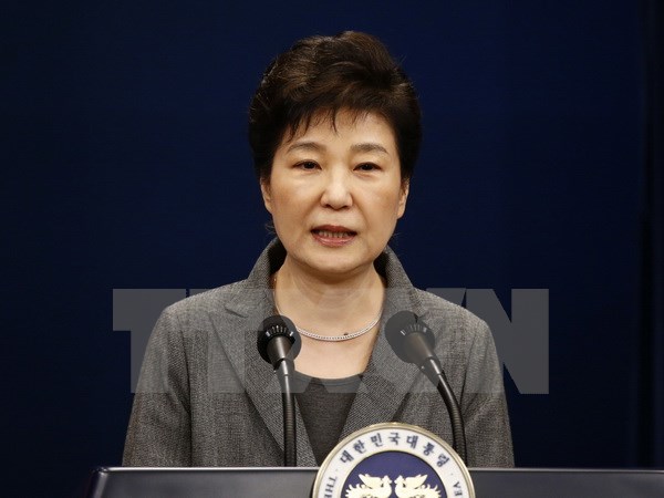 Phản ứng trái chiều về việc không gia hạn điều tra bà Park Geun-hye