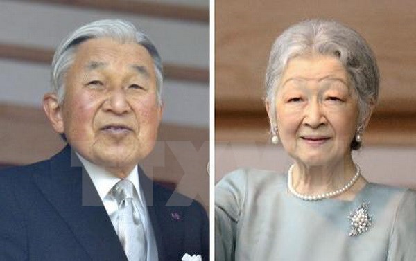 Japanese Emperor Akihito and Empress Michiko