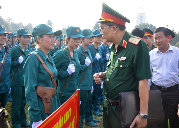 Lực lượng vũ trang tỉnh ra quân huấn luyện, chiến đấu