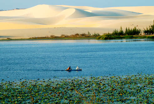 Bau Sen – An oasis in Mui Ne's sand dunes