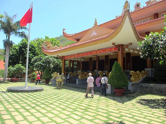 Ba Ria-Vung Tau in a day tour