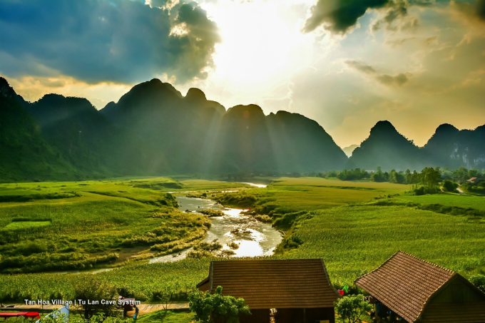 Shooting on location at Vietnam's beauty spots