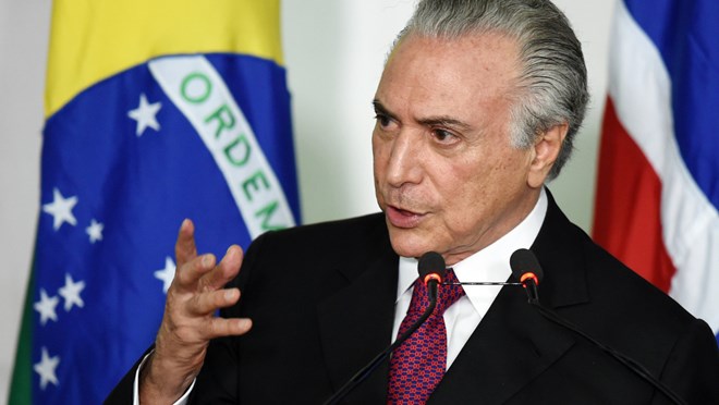 Tổng thống Brazil Michel Temer đối mặt với nguy cơ bị phế truất