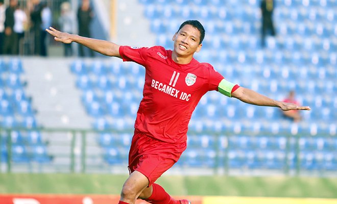 5 dấu ấn lượt đi V.League 2017