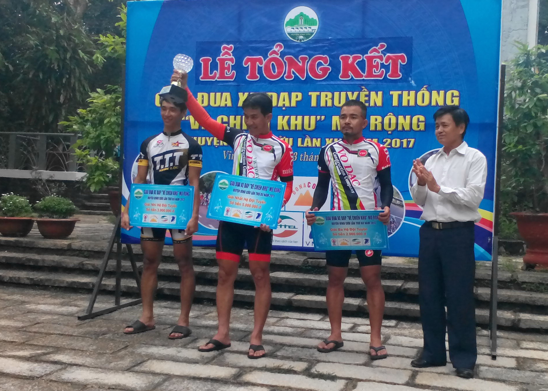 12th Vinh Cuu district open cycling tournament held