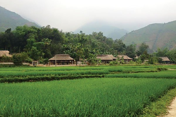 Muong Luong is located at the foot of Khau A Mountain