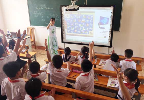 Học sinh một trường tại huyện Định Quán giờ học (Ảnh: Công Nghĩa)