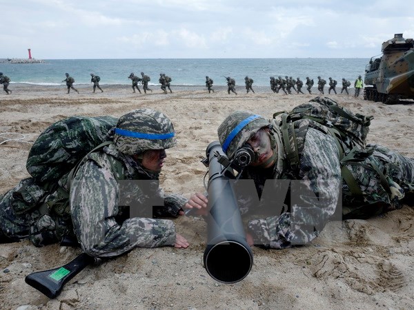 Các binh sỹ Hàn Quốc tham gia một cuộc tập trận. (Nguồn: EPA/TTXVN)