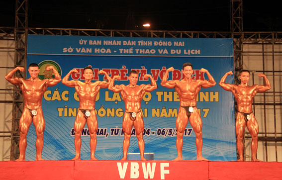 Dong Nai bodybuilding championships for young players and professionals closes