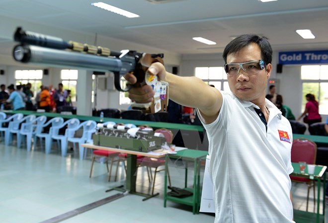 Olympic champion Hoang Xuan Vinh (Photo: VNA)