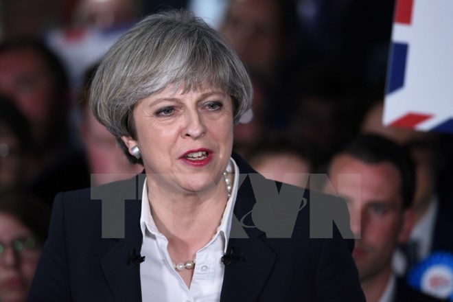 Thủ tướng Anh Theresa May tại cuộc vận động tranh cử ở Bradford, Tây Yorkshire ngày 5/6. (Nguồn: AFP/TTXVN)