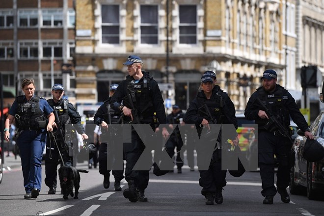 Cảnh sát Anh tuần tra tại London. (Nguồn: AFP/TTXVN)