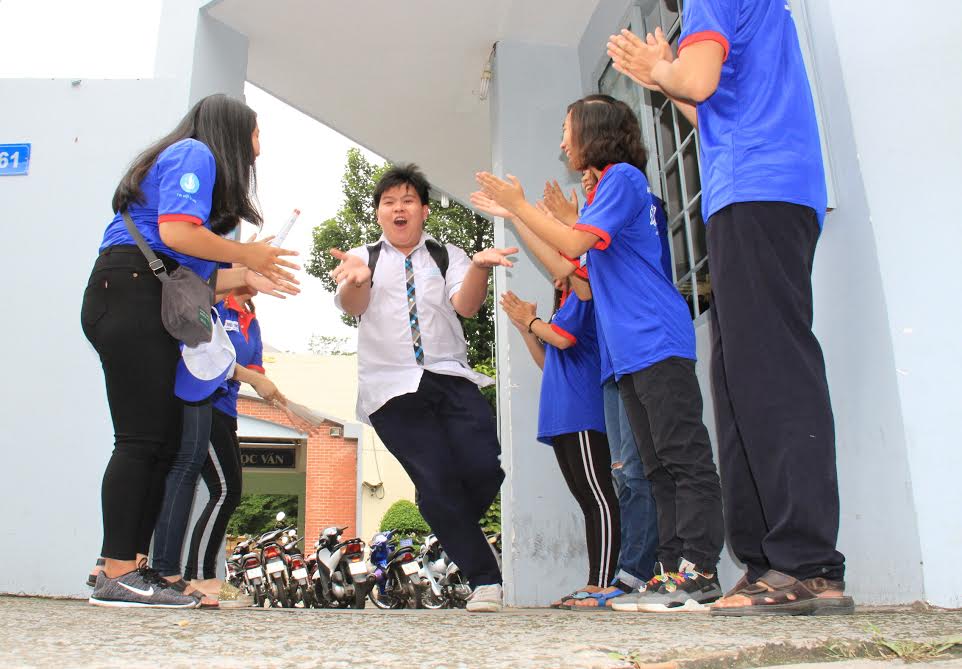 Dong Nai: 26,200 students sit for national high school exam