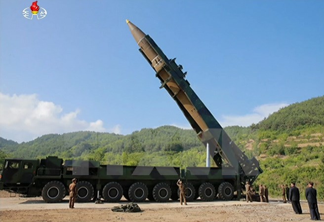 Tên lửa đạn đạo liên lục địa (ICBM) mang tên Hwasong-14 của Triều Tiên được tuyên bố là đã phóng thành công ngày 4/7. (Nguồn: Yonhap/TTXVN)