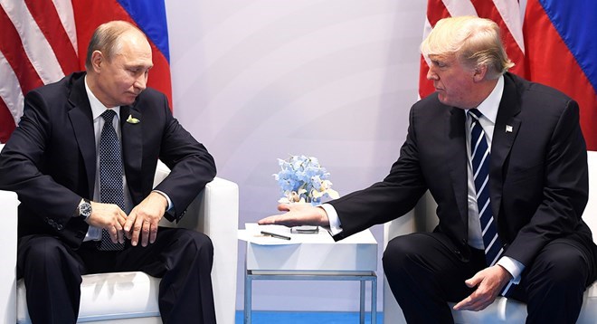 Tổng thống Mỹ Donald Trump (phải) và người đồng cấp Nga Vladimir Putin. (Nguồn: AFP/Getty Images)