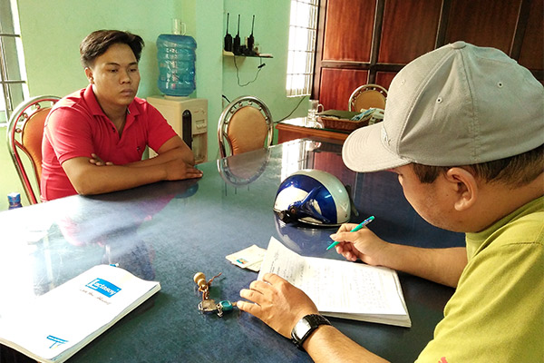 Khởi tố thanh niên đánh phụ nữ giữa đường