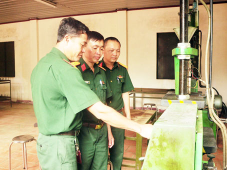 Vui buồn đời lính… kho