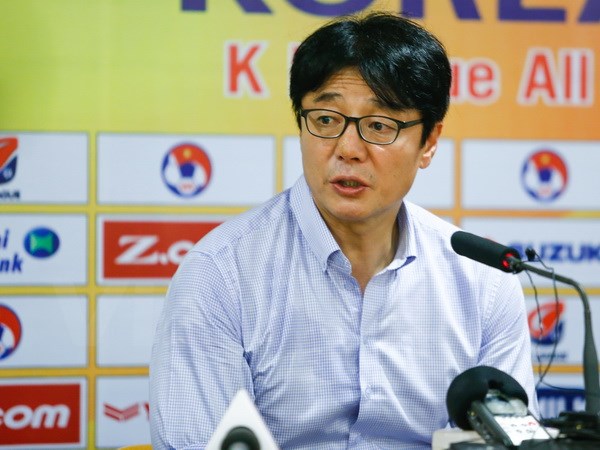Ông Hwang Sun-hong: U22 Việt Nam chơi hay và không có nhược điểm