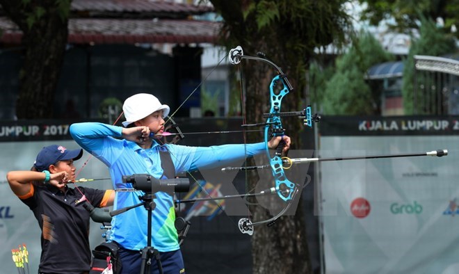 Vietnamese archer Chau Kieu Oanh at the 29th SEA Games (Photo: VNA)