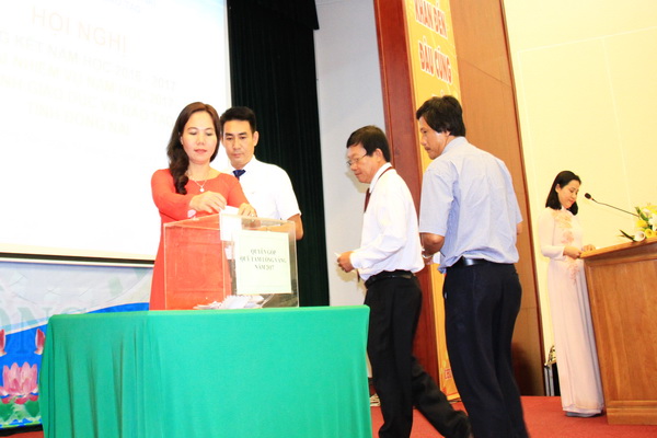 VND400 mln raised for flood-affected residents