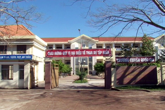 Trang Bom has 21 schools meeting national standards