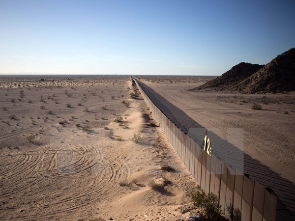 Mexico tái khẳng định không chi trả cho bức tường biên giới với Mỹ