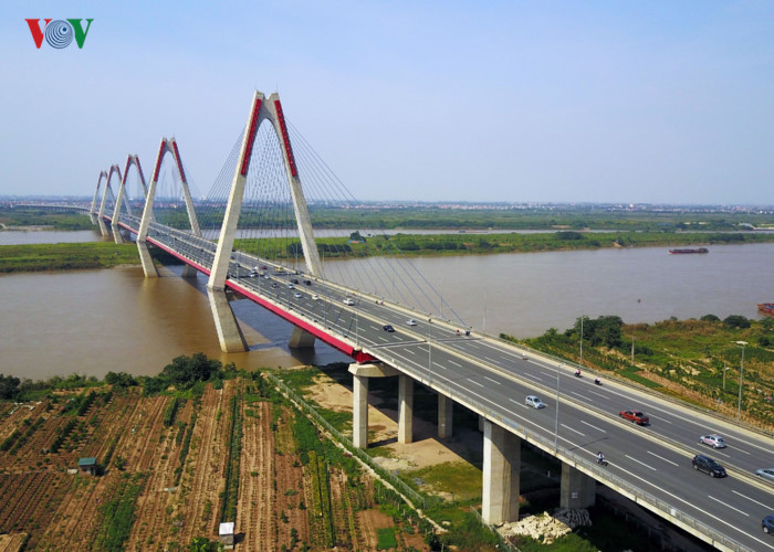 The Nhat Tan Bridge has a length of 1,500 metres