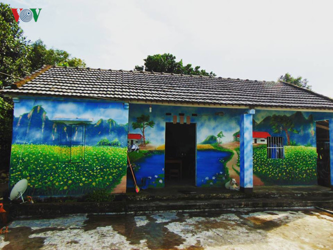 Houses of Dao ethnic minority group are decorated with colourful paintings
