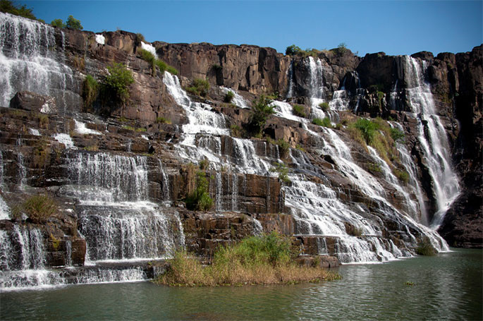Elephant Falls (Lieng Rewoa Waterfall)