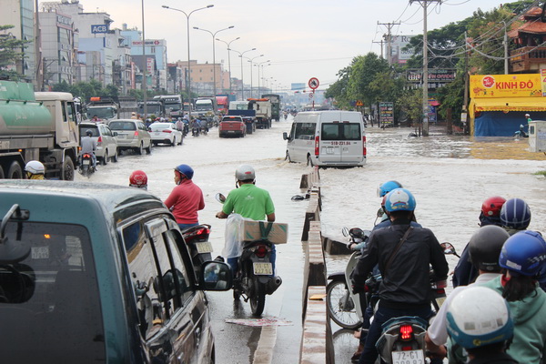VND30 bln for new water drainage project
