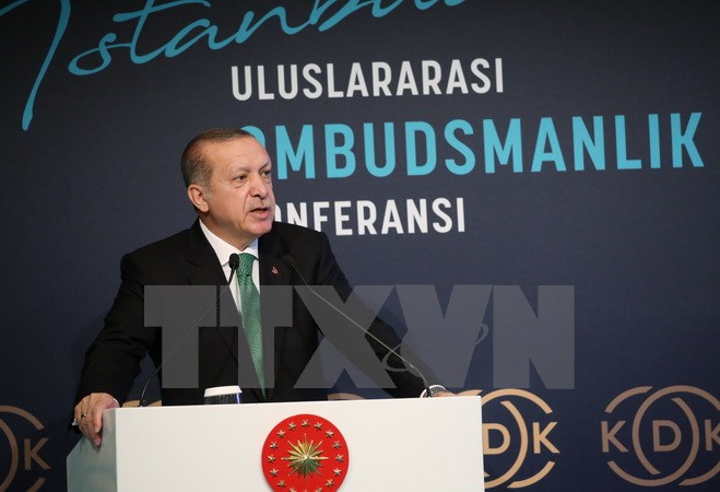 Tổng thống Thổ Nhĩ Kỳ Tayyip Erdogan trong bài phát biểu tại Istanbul ngày 25/9. (Nguồn: AFP/TTXVN)