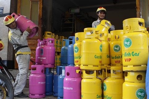 A gas shop in HCM City’s District 3. The draft decree is expected to ease the gas trade business requirements (Photo: VNA)