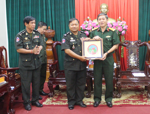 Cambodian Council for Development visits Dong Nai