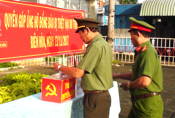 Over VND50 mln raised for central flood victims